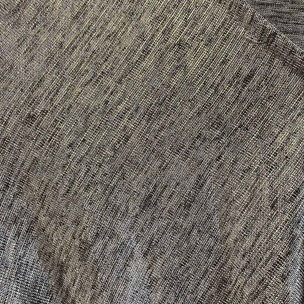 ‼️BUNDLE SALE 4 FOR $20 - NWOT Gorgeous crop top - Picture 8 of 12